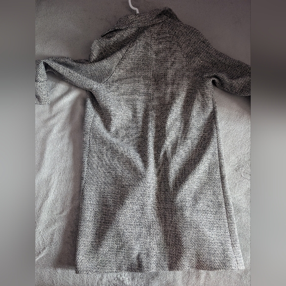 Oak + Fort Herringbone Coat - Picture 6 of 9